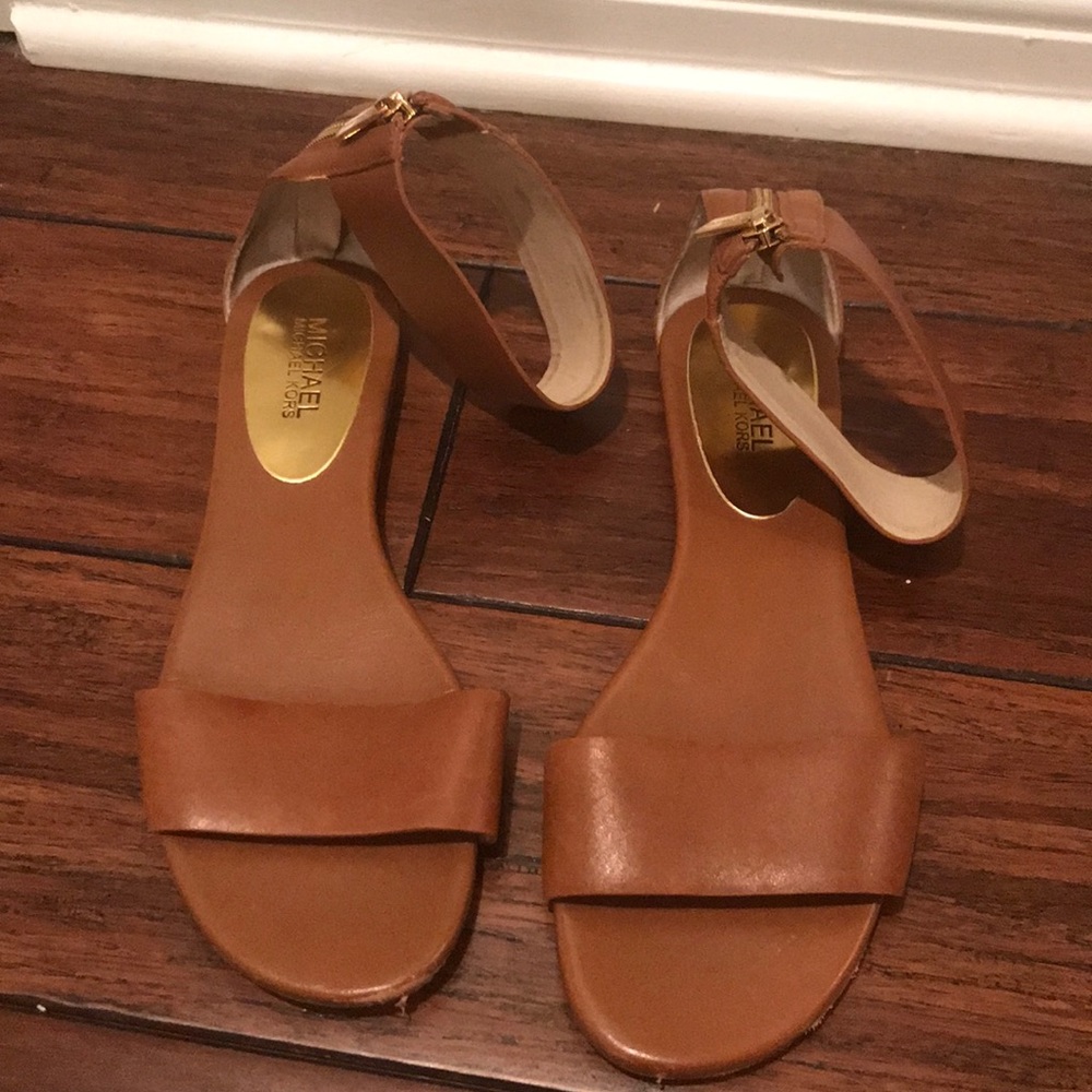 Michael Kors gladiators cognac